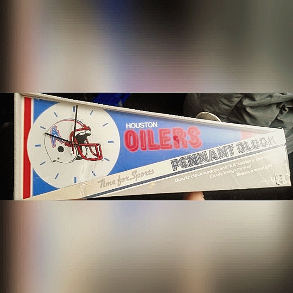 Wall clock Vintage Rare Houston oilers  SEALED in box!